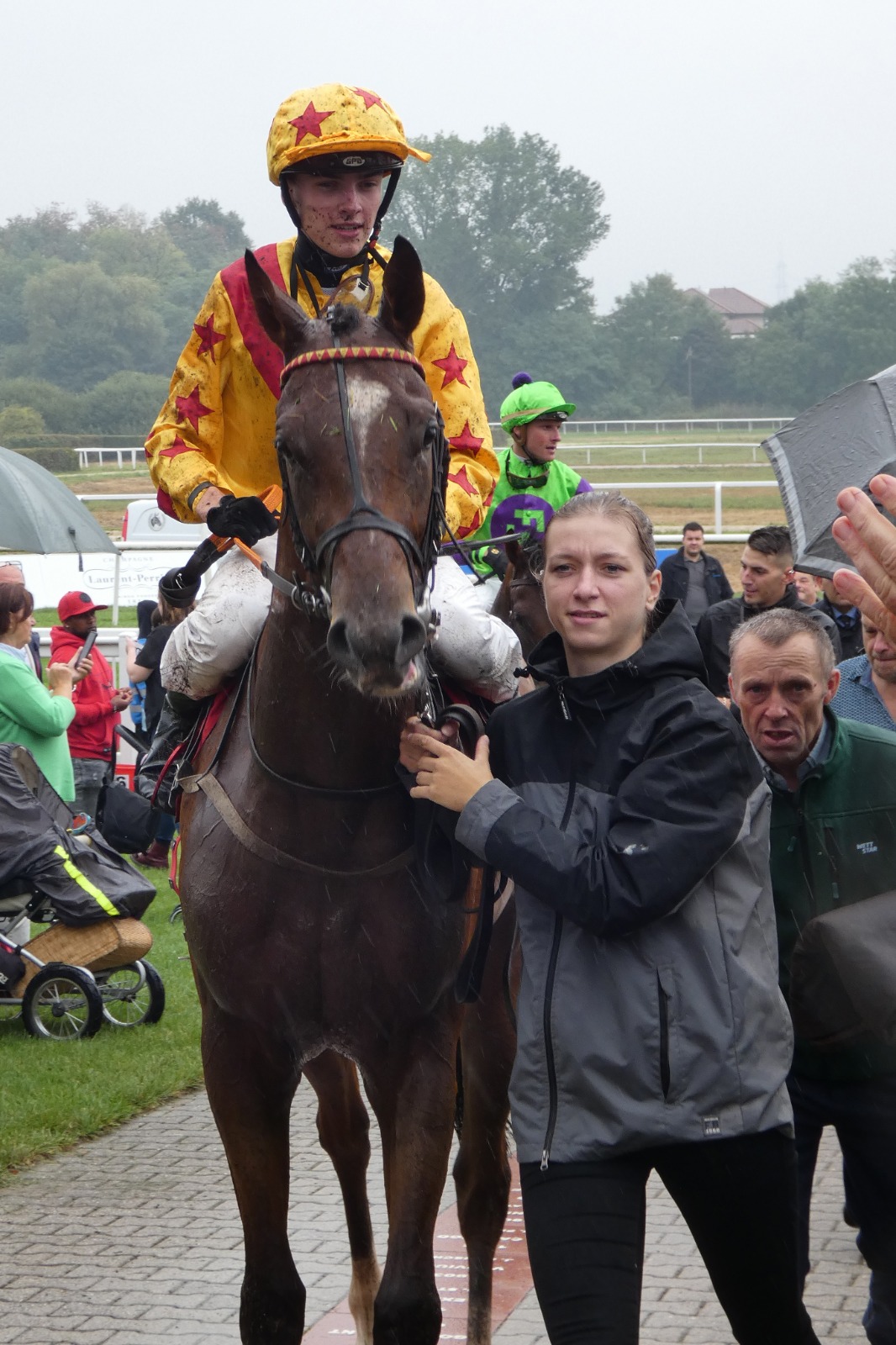 df57a170-d118-4e2a-ac22-1dcf89127988